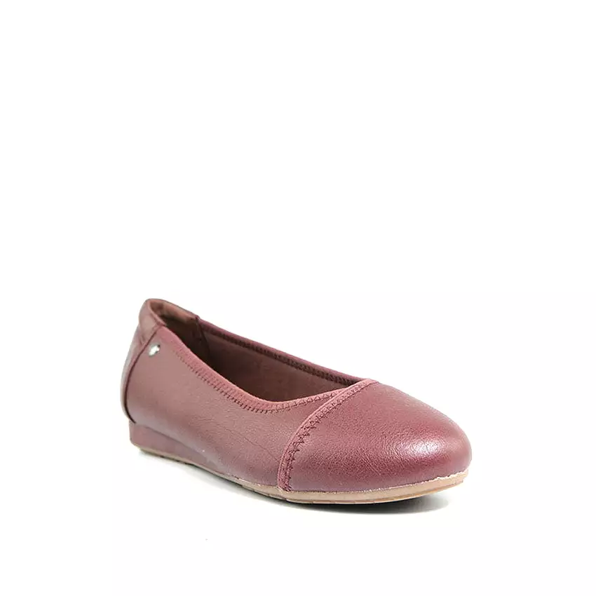 Ebony Vague Toe Cap Women's Shoes - Burgundy Leather