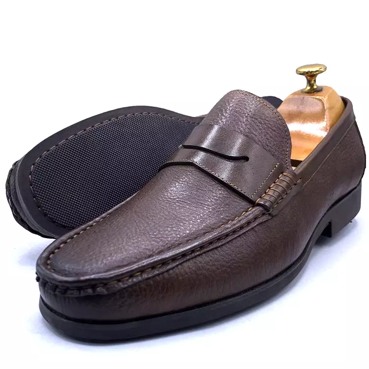 GL textured leather loafers for men | Brown