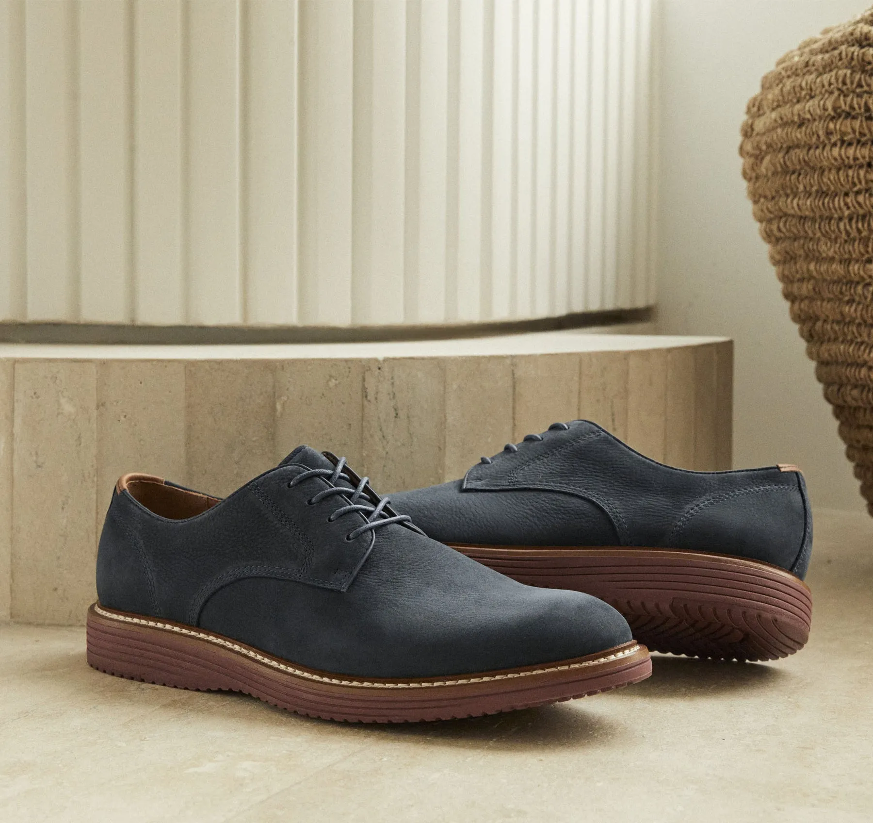 Johnston & Murphy Upton Plain Toe Navy-