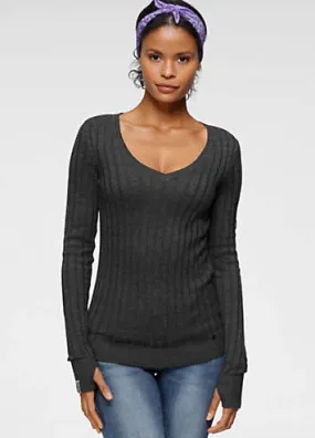 KangaROOS V-Neck Jumper | Grattan