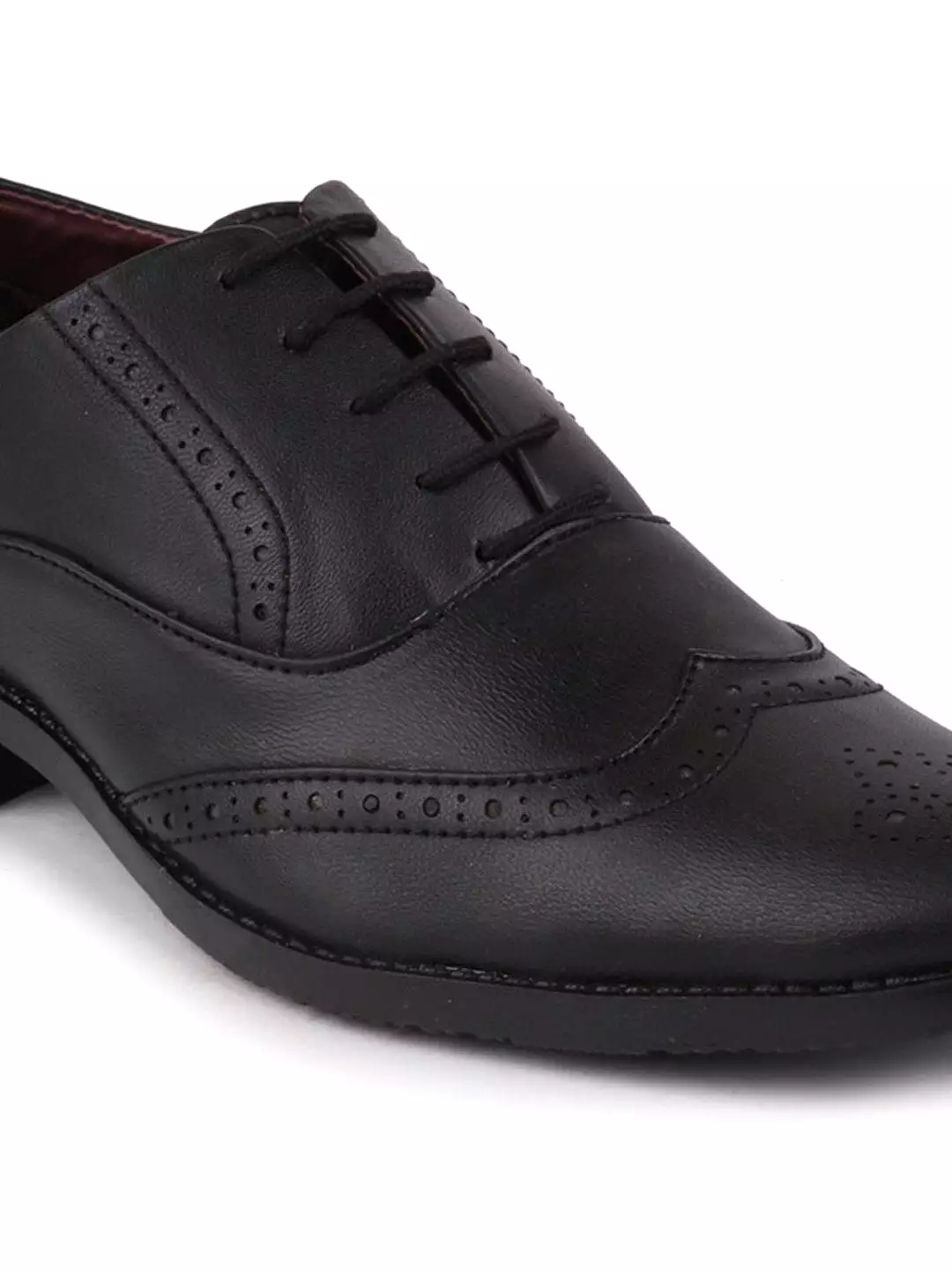 Men Black Formal Lace-Up Brogue Shoes