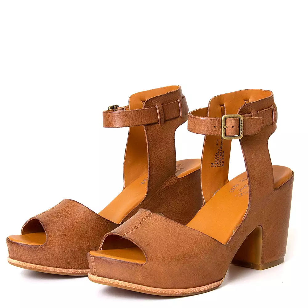 Stasia Women's Platform Leather Sandal