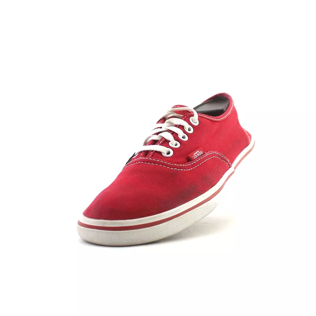 VANS AUTHENTIC